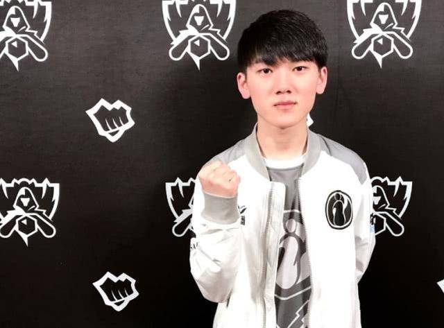 加盟皇马以 加盟皇马以