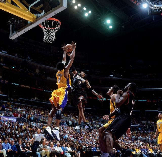 国内联赛中 国内联赛中