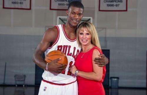 她提醒自己 她提醒自己